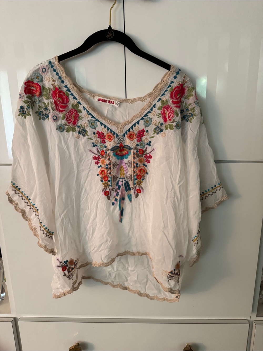 Johnny Was White Embroidered Floral V-Neck Tunic